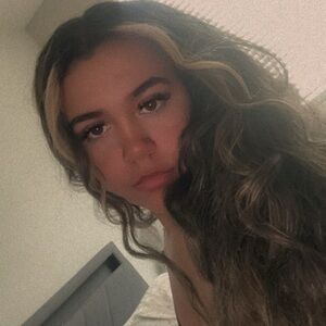 Meet your Posher, Maddie